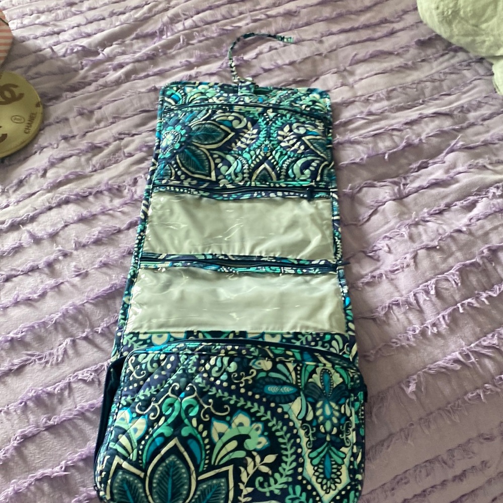 Vera Bradley travel makeup bag brand new